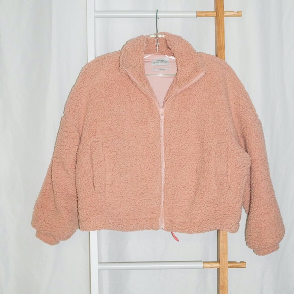 Jackets & Blazers - URBAN OUTFITTERS Fuzzy Teddy Jacket